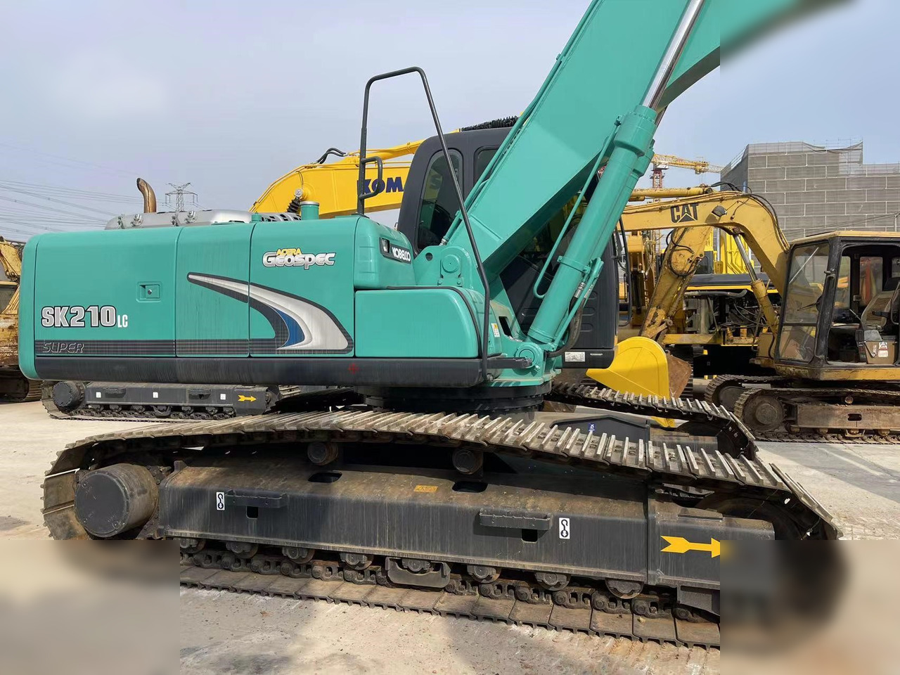 KOBELCO SK210 - Pásové rýpadlo: obrázek 2 KOBELCO SK210 - Pásové rýpadlo: obrázek 2