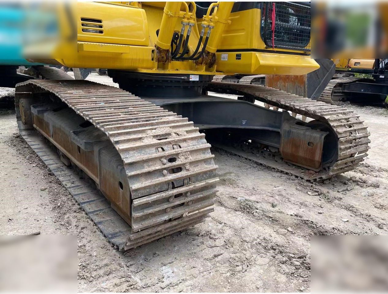 KOMATSU PC200-8 - Pásové rýpadlo: obrázek 3 KOMATSU PC200-8 - Pásové rýpadlo: obrázek 3
