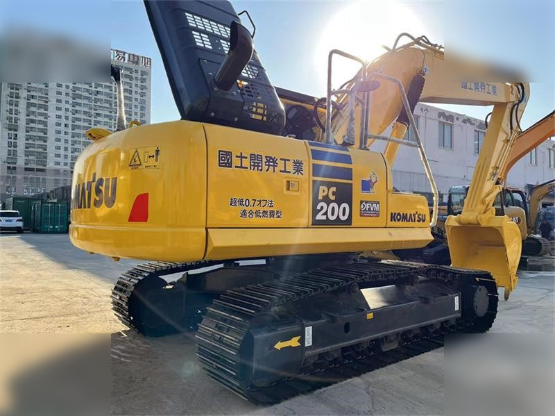 KOMATSU PC200-8N1 - Pásové rýpadlo: obrázek 5 KOMATSU PC200-8N1 - Pásové rýpadlo: obrázek 5