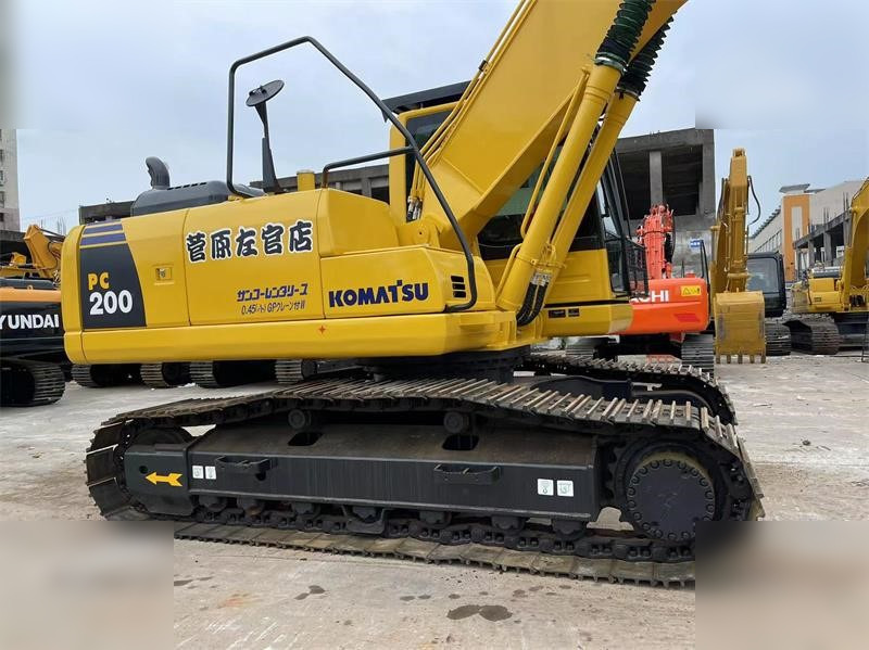KOMATSU PC200-8N1 - Pásové rýpadlo: obrázek 5 KOMATSU PC200-8N1 - Pásové rýpadlo: obrázek 5