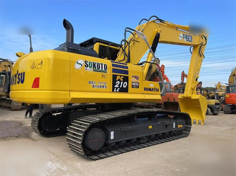 KOMATSU PC210 LC-8 - Pásové rýpadlo: obrázek 2 KOMATSU PC210 LC-8 - Pásové rýpadlo: obrázek 2