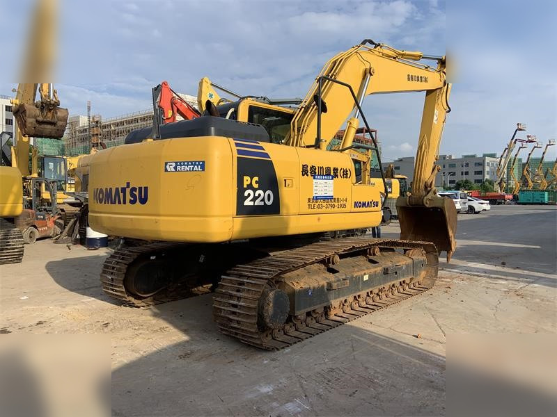 KOMATSU PC220-8N1 - Pásové rýpadlo: obrázek 1 KOMATSU PC220-8N1 - Pásové rýpadlo: obrázek 1