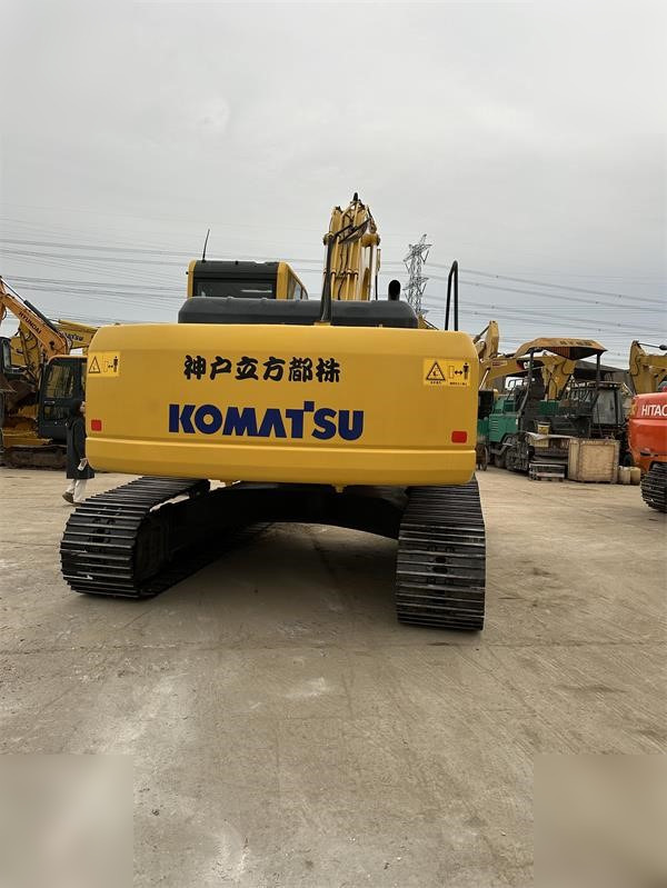 KOMATSU PC240 LC-8 - Pásové rýpadlo: obrázek 4 KOMATSU PC240 LC-8 - Pásové rýpadlo: obrázek 4