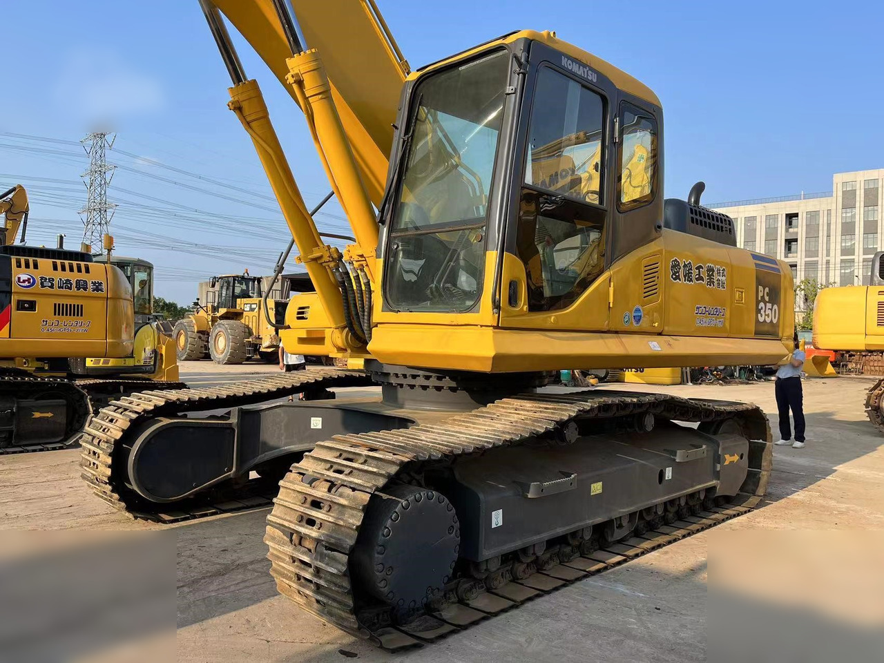 KOMATSU PC350-7 - Pásové rýpadlo: obrázek 2 KOMATSU PC350-7 - Pásové rýpadlo: obrázek 2