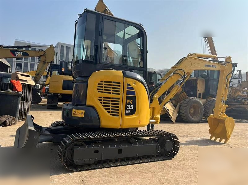 KOMATSU PC35MR - Mini rýpadlo: obrázek 1 KOMATSU PC35MR - Mini rýpadlo: obrázek 1