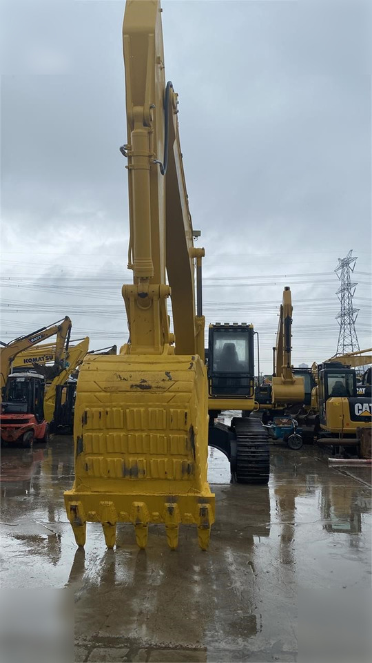 KOMATSU PC400-8 - Pásové rýpadlo: obrázek 5 KOMATSU PC400-8 - Pásové rýpadlo: obrázek 5
