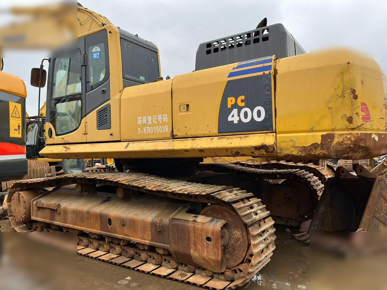 KOMATSU PC400-8 - Pásové rýpadlo: obrázek 4 KOMATSU PC400-8 - Pásové rýpadlo: obrázek 4