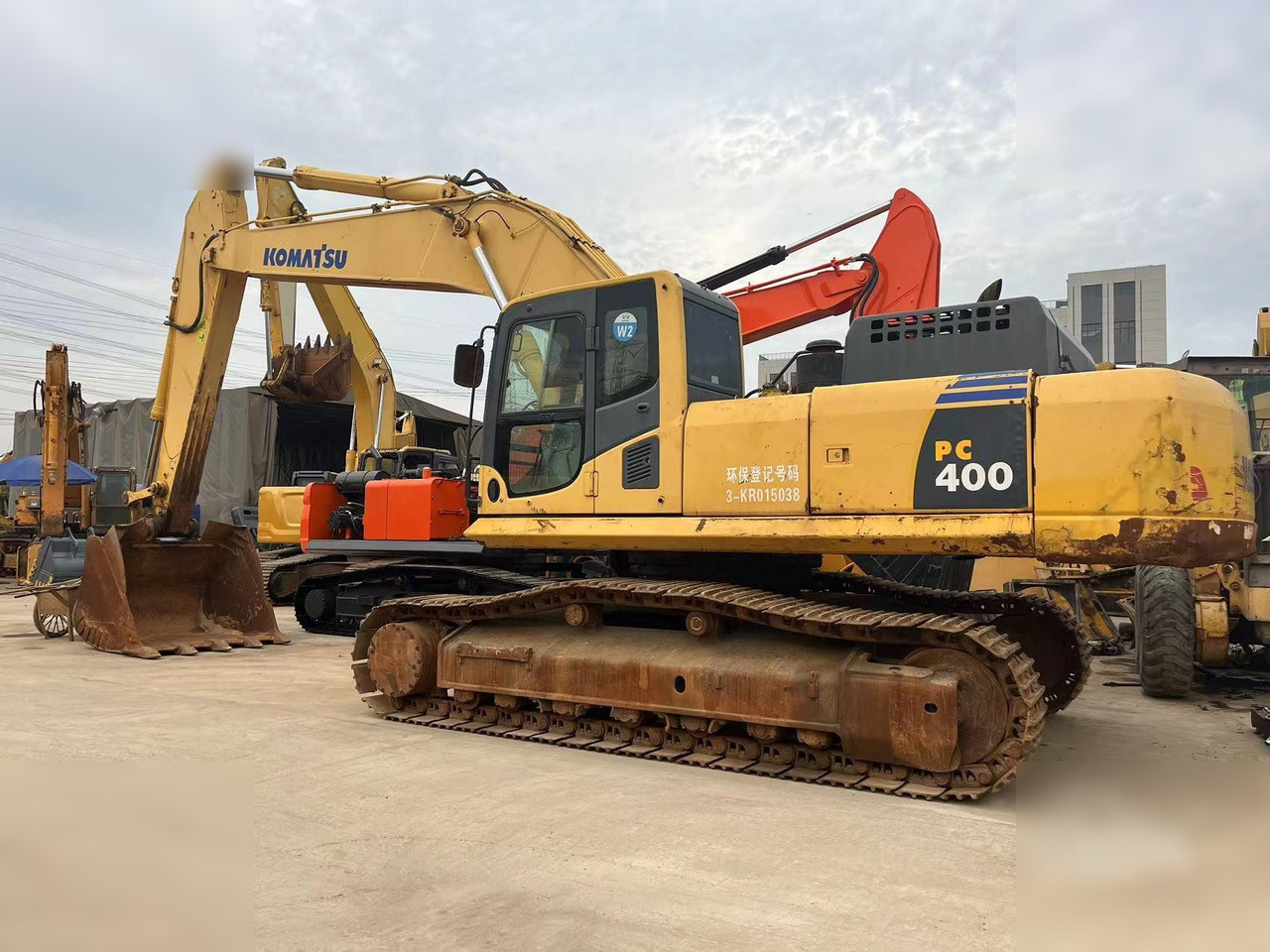 KOMATSU PC400-8 - Pásové rýpadlo: obrázek 1 KOMATSU PC400-8 - Pásové rýpadlo: obrázek 1