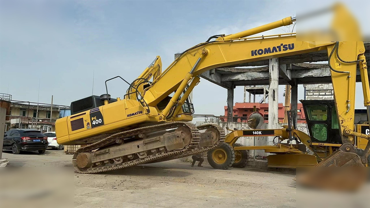 KOMATSU PC400-8 - Pásové rýpadlo: obrázek 3 KOMATSU PC400-8 - Pásové rýpadlo: obrázek 3