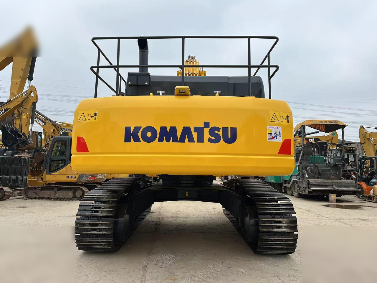 KOMATSU PC450-8 - Pásové rýpadlo: obrázek 3 KOMATSU PC450-8 - Pásové rýpadlo: obrázek 3