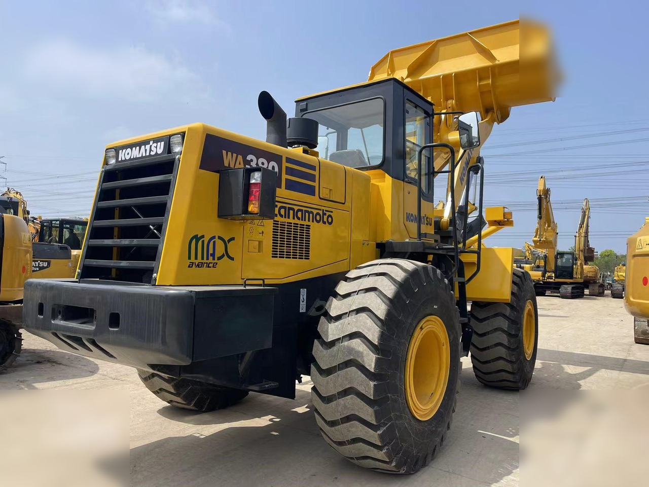 KOMATSU WA380-3 - Kolový nakladač: obrázek 2 KOMATSU WA380-3 - Kolový nakladač: obrázek 2