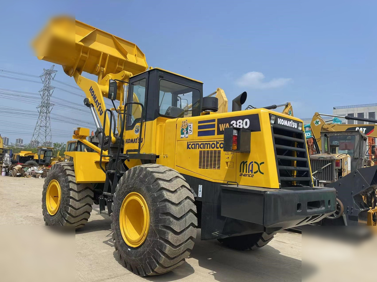 KOMATSU WA380-3 - Kolový nakladač: obrázek 5 KOMATSU WA380-3 - Kolový nakladač: obrázek 5