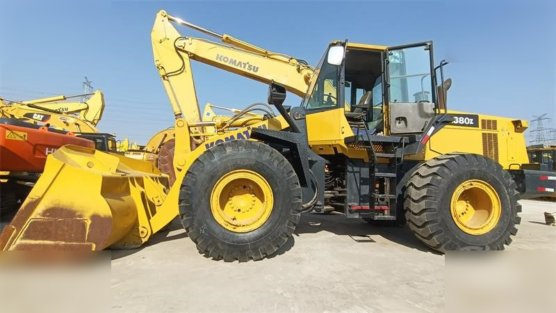KOMATSU WA380Z-6 - Kolový nakladač: obrázek 1 KOMATSU WA380Z-6 - Kolový nakladač: obrázek 1