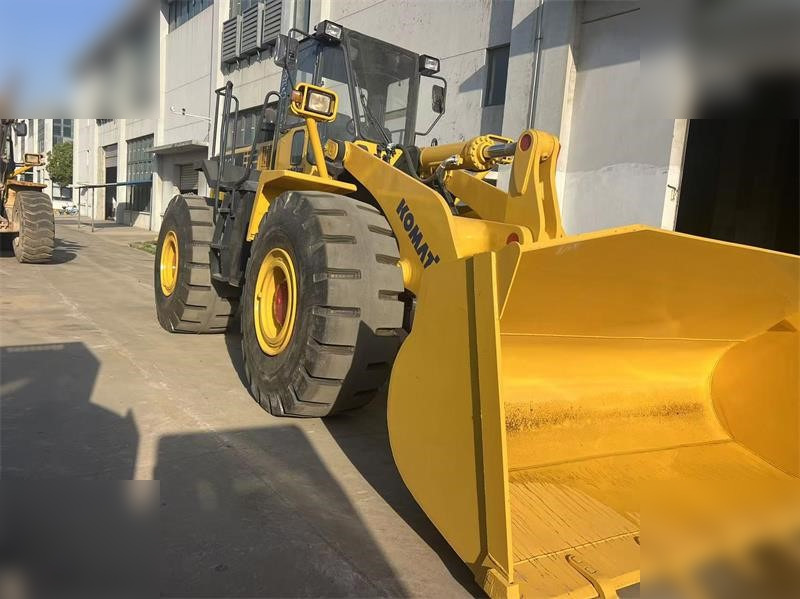 KOMATSU WA470-3 - Kolový nakladač: obrázek 5 KOMATSU WA470-3 - Kolový nakladač: obrázek 5