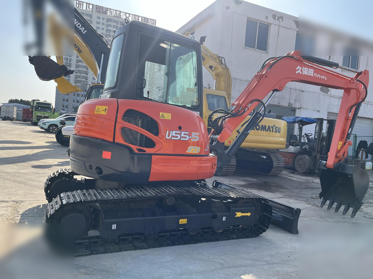 KUBOTA KX155-3SZ - Mini rýpadlo: obrázek 2 KUBOTA KX155-3SZ - Mini rýpadlo: obrázek 2