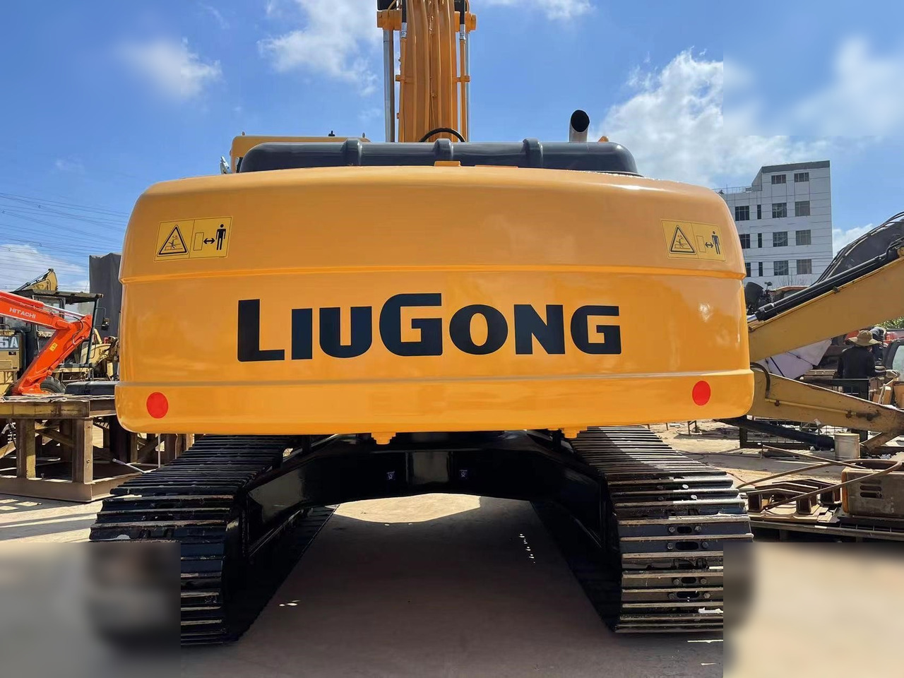 LIUGONG 922D - Pásové rýpadlo: obrázek 3 LIUGONG 922D - Pásové rýpadlo: obrázek 3