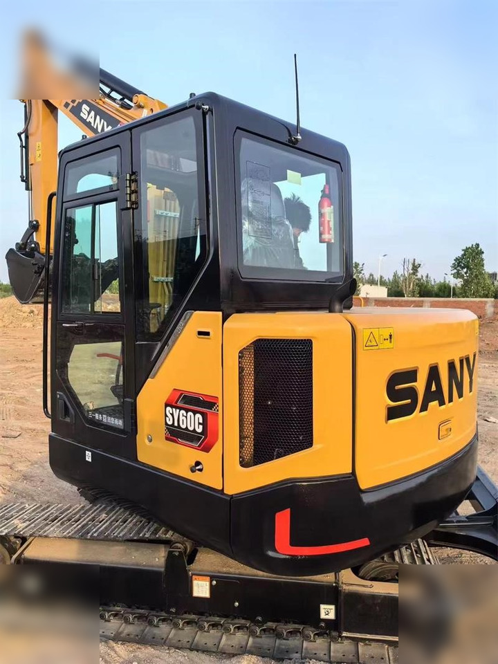 Nový Pásové rýpadlo SANY SY60C: obrázek 9