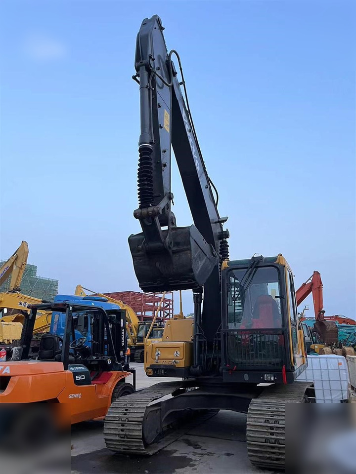 VOLVO EC140DL - Pásové rýpadlo: obrázek 1 VOLVO EC140DL - Pásové rýpadlo: obrázek 1