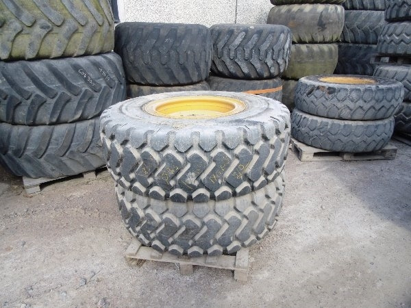 Michelin 17,5x25 - Pneumatiky pro Stavební technika: obrázek 1 Michelin 17,5x25 - Pneumatiky pro Stavební technika: obrázek 1
