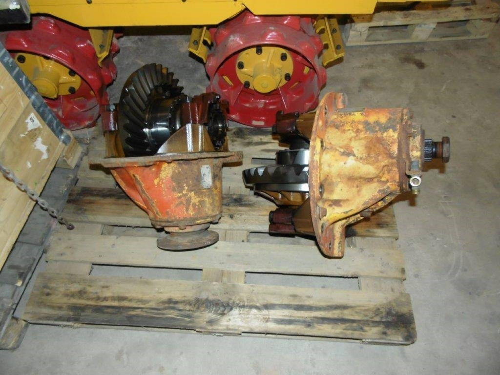 Volvo Dumper Diff+drivaxlar+nav A 25 - Motor pro Stavební technika: obrázek 2 Volvo Dumper Diff+drivaxlar+nav A 25 - Motor pro Stavební technika: obrázek 2