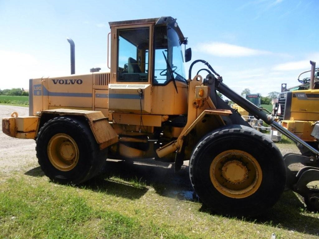 Volvo L90B - Kolový nakladač: obrázek 2 Volvo L90B - Kolový nakladač: obrázek 2