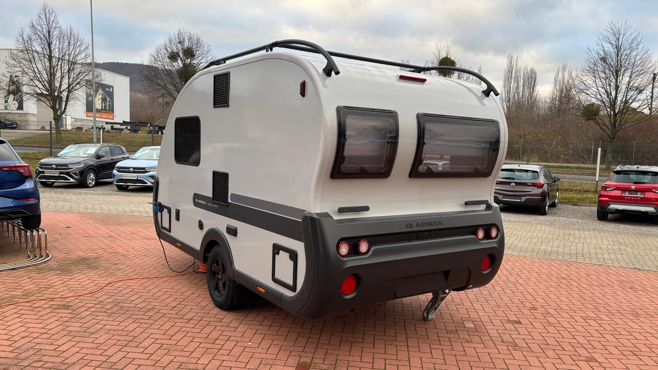 Adria Action 391 LH Sports*FUßBODEN-TEMP*SCHWENK-TISCH - Karavan: obrázek 5 Adria Action 391 LH Sports*FUßBODEN-TEMP*SCHWENK-TISCH - Karavan: obrázek 5