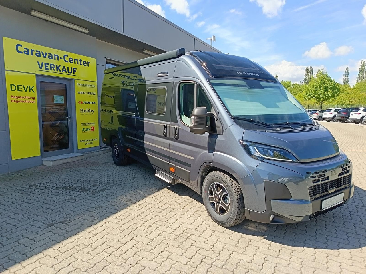 Adria Twin Edition 640 SGX Maxi 132kW*138L KÜHLSCHRANK - Obytná dodávka: obrázek 2 Adria Twin Edition 640 SGX Maxi 132kW*138L KÜHLSCHRANK - Obytná dodávka: obrázek 2
