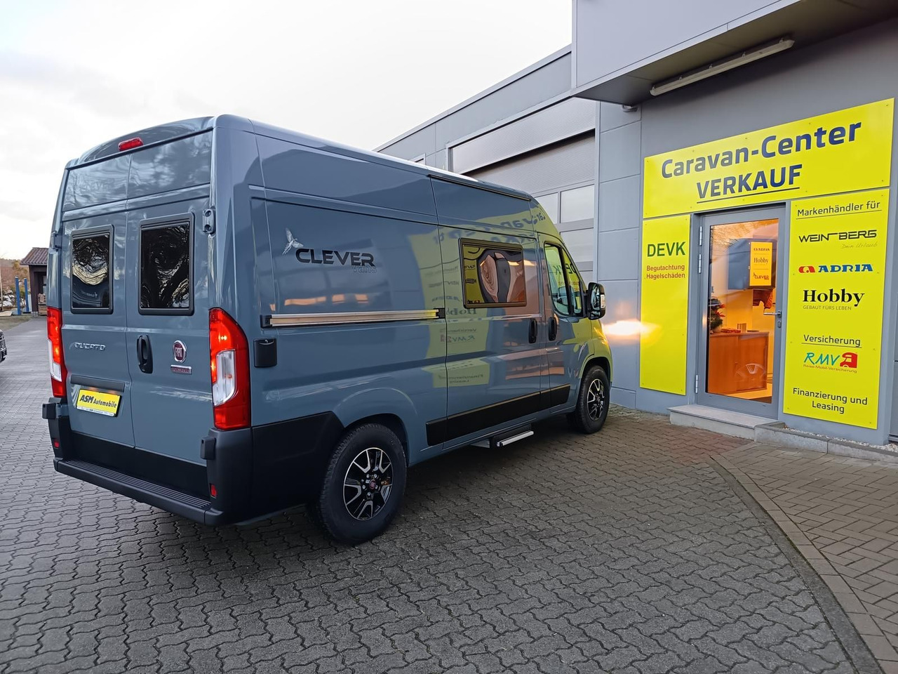 Clever Tour 540*BLACK EDITION*FINAL SALE RABATT*SOFORT* - Obytná dodávka: obrázek 5 Clever Tour 540*BLACK EDITION*FINAL SALE RABATT*SOFORT* - Obytná dodávka: obrázek 5