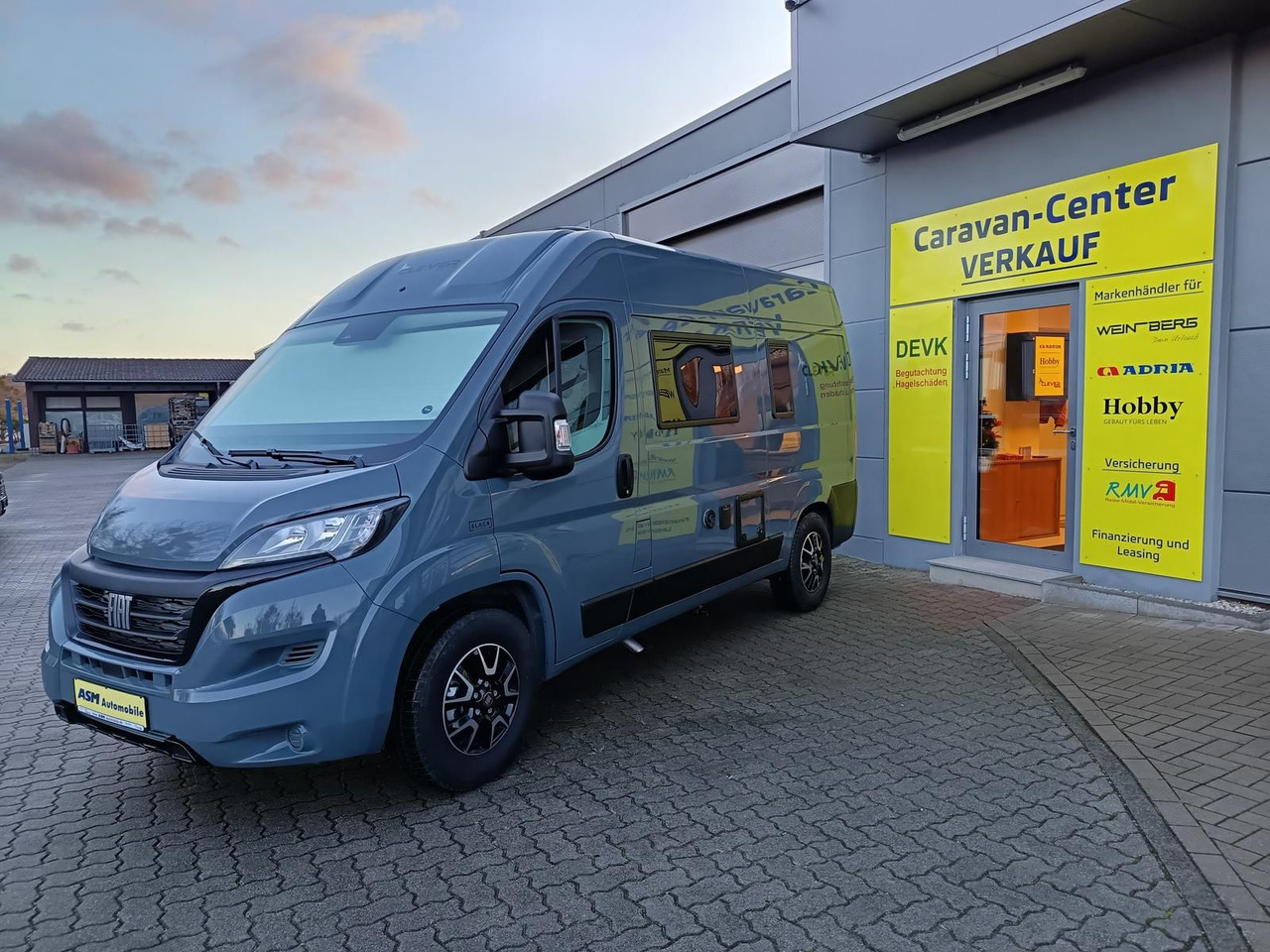 Clever Tour 540*BLACK EDITION*FINAL SALE RABATT*SOFORT* - Obytná dodávka: obrázek 4 Clever Tour 540*BLACK EDITION*FINAL SALE RABATT*SOFORT* - Obytná dodávka: obrázek 4