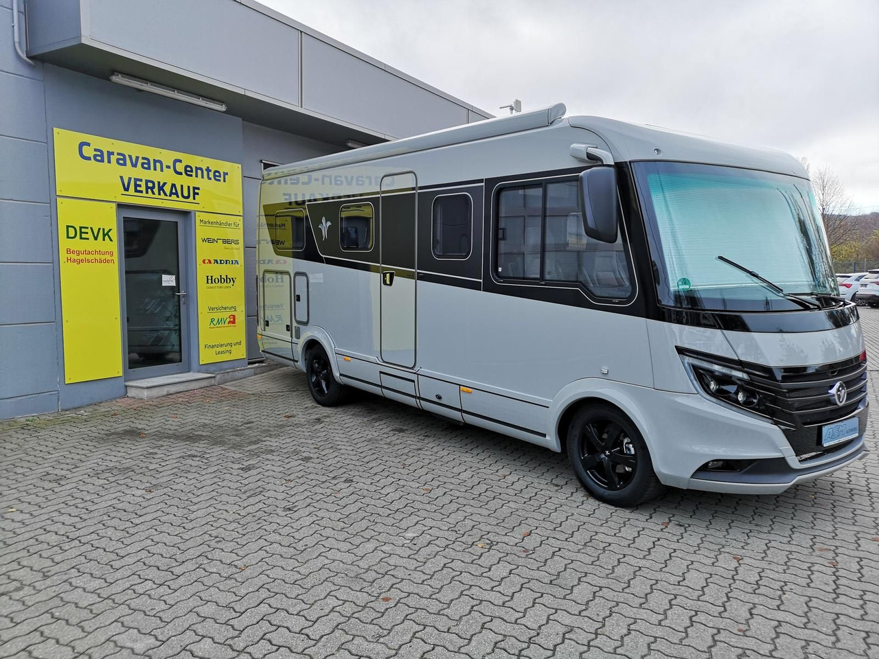 Niesmann + Bischoff iSmove 6.9 E 132 kW+AHK+SOLAR+ALDE+KLIMA+NAVI - Integrovaný obytný vůz: obrázek 3 Niesmann + Bischoff iSmove 6.9 E 132 kW+AHK+SOLAR+ALDE+KLIMA+NAVI - Integrovaný obytný vůz: obrázek 3
