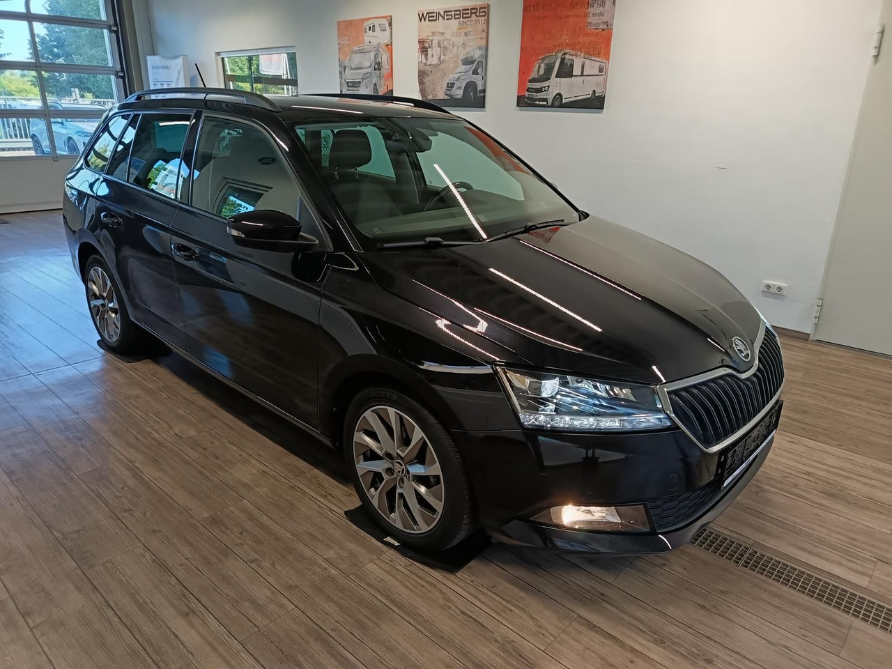 Skoda Fabia Ambition Combi 1,0 TSI*Bi-LED*NAVI*SHZ*DAB - Osobní auto: obrázek 3 Skoda Fabia Ambition Combi 1,0 TSI*Bi-LED*NAVI*SHZ*DAB - Osobní auto: obrázek 3