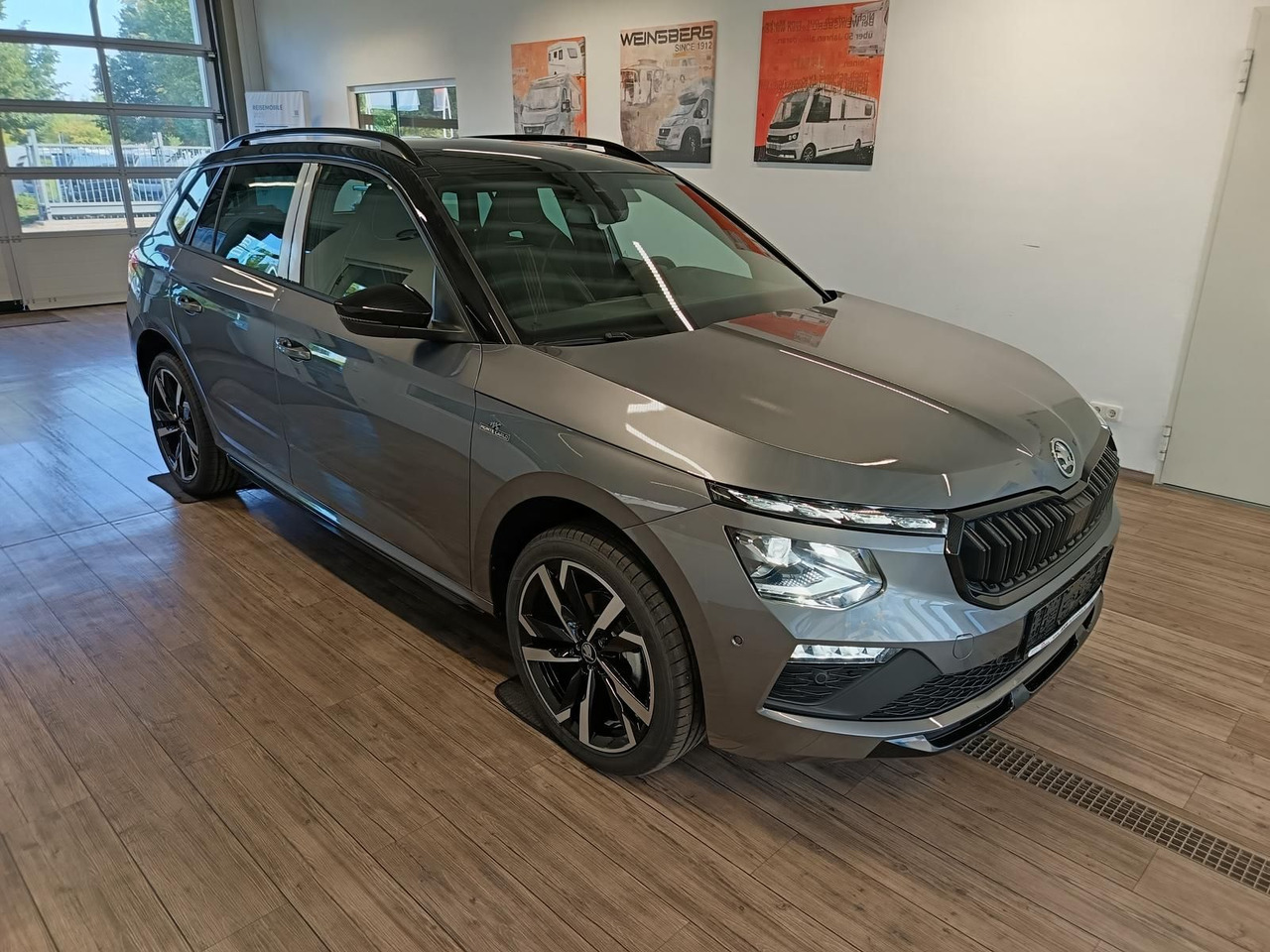 Skoda Kamiq Monte Carlo 1,5 TSI DSG*AHK*PANO*LED*ACC* - SUV: obrázek 3 Skoda Kamiq Monte Carlo 1,5 TSI DSG*AHK*PANO*LED*ACC* - SUV: obrázek 3