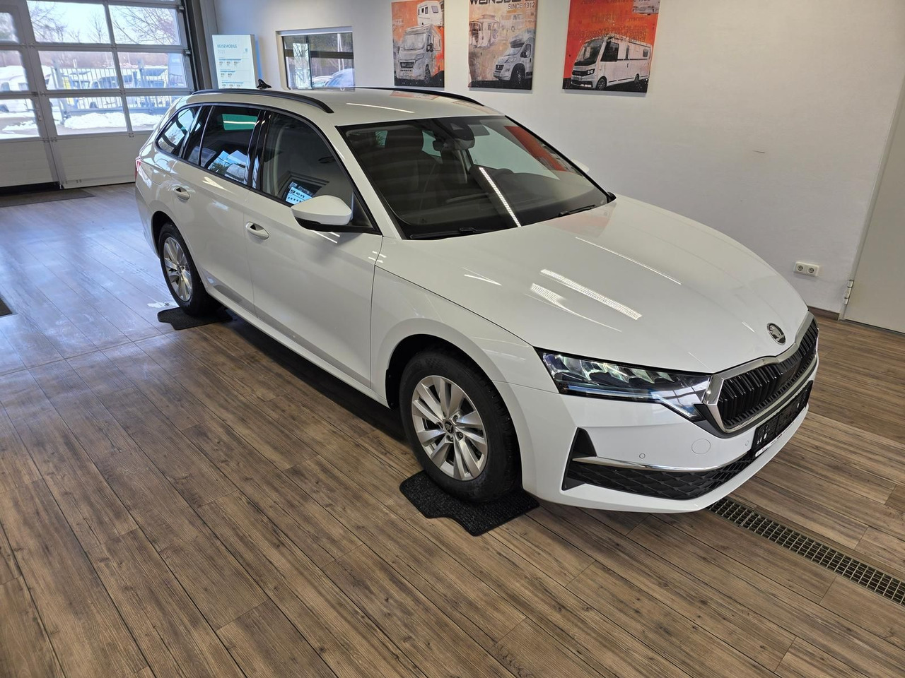 Skoda Octavia Combi Selection DSG*LED*ACC*WINTERPAKET* - Osobní auto: obrázek 3 Skoda Octavia Combi Selection DSG*LED*ACC*WINTERPAKET* - Osobní auto: obrázek 3