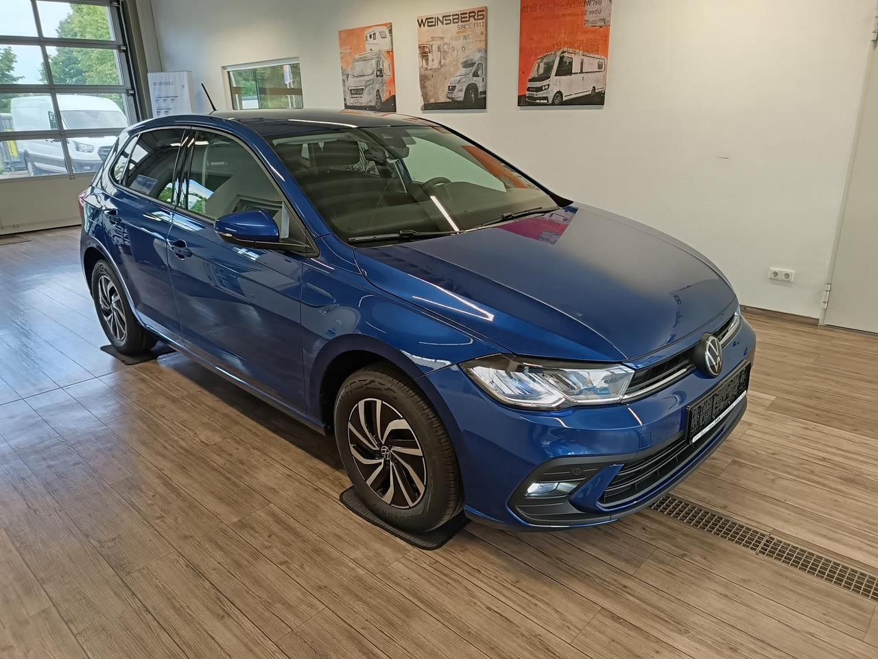 Volkswagen Polo Life 1.0 TSI 70 kW*LED*R-KAM*TEMP*PDC*SHZ* - Osobní auto: obrázek 3 Volkswagen Polo Life 1.0 TSI 70 kW*LED*R-KAM*TEMP*PDC*SHZ* - Osobní auto: obrázek 3