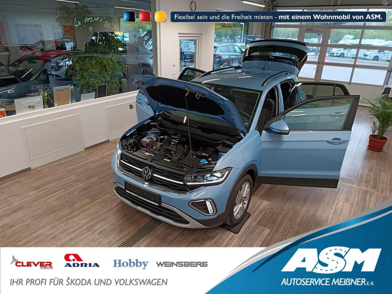Volkswagen T-Cross Life 1.5 TSI DSG*AHK*MATRIX LED*ACC*SHZ* - SUV: obrázek 1 Volkswagen T-Cross Life 1.5 TSI DSG*AHK*MATRIX LED*ACC*SHZ* - SUV: obrázek 1