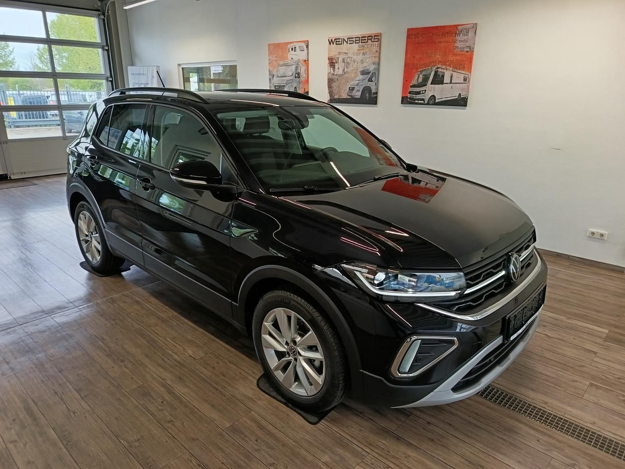Volkswagen T-Cross Life 1.5 TSI DSG*AHK*MATRIX LED*ACC*SHZ* - SUV: obrázek 3 Volkswagen T-Cross Life 1.5 TSI DSG*AHK*MATRIX LED*ACC*SHZ* - SUV: obrázek 3