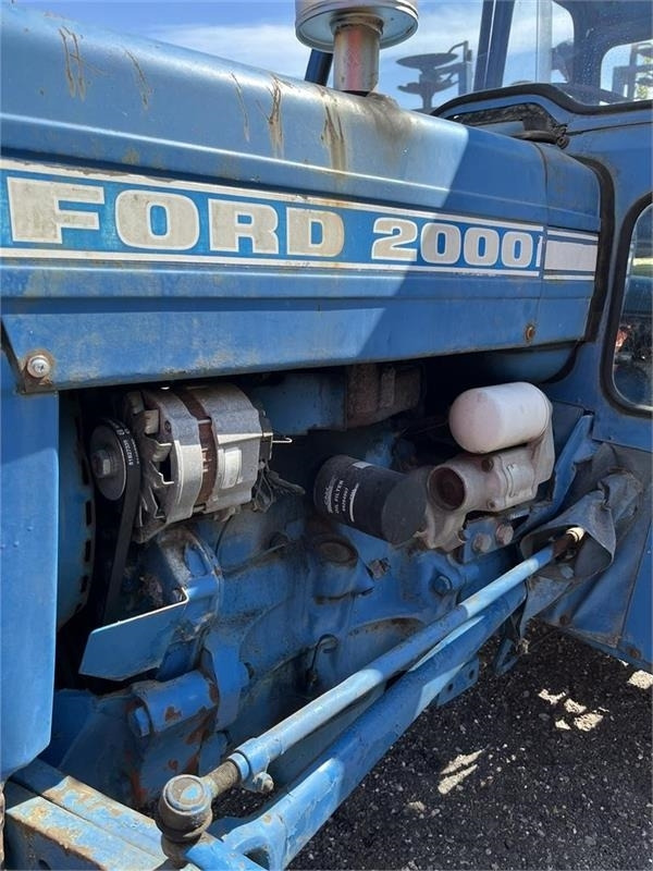 Ford 2000 - Traktor: obrázek 3 Ford 2000 - Traktor: obrázek 3