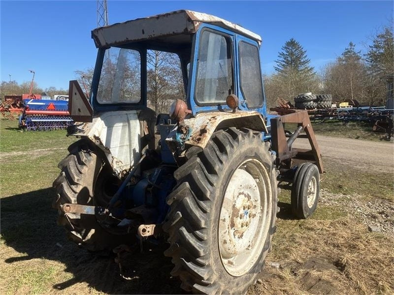 Ford 4000 Med frontlæsser - Traktor: obrázek 3 Ford 4000 Med frontlæsser - Traktor: obrázek 3