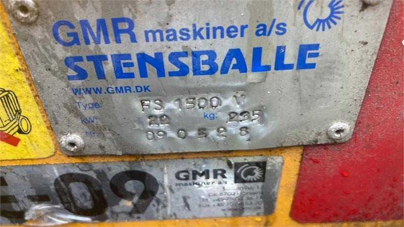 GMR FS1500V V-Plov  - Sněžný pluh pro Zemědělská technika: obrázek 4 GMR FS1500V V-Plov  - Sněžný pluh pro Zemědělská technika: obrázek 4