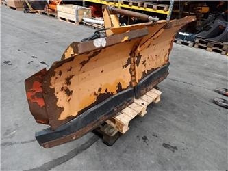 HWH SPV-2HD 2000 - Sněžný pluh pro Zemědělská technika: obrázek 1 HWH SPV-2HD 2000 - Sněžný pluh pro Zemědělská technika: obrázek 1