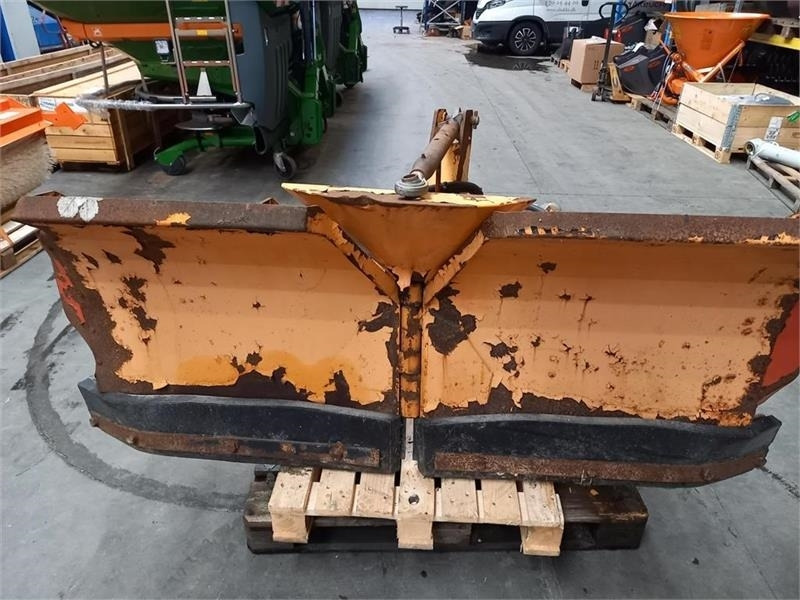 HWH SPV-2HD 2000 - Sněžný pluh pro Zemědělská technika: obrázek 2 HWH SPV-2HD 2000 - Sněžný pluh pro Zemědělská technika: obrázek 2