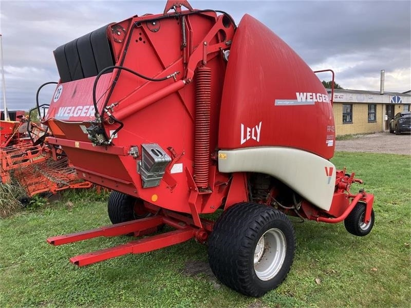 Lely Welger RP 435 Master - Lis na válcové balíky: obrázek 3 Lely Welger RP 435 Master - Lis na válcové balíky: obrázek 3