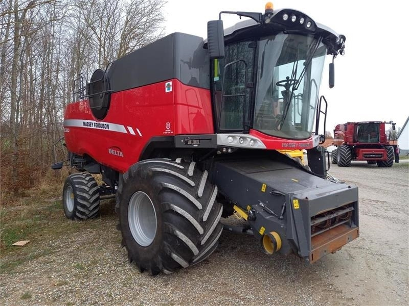 Massey Ferguson 9380 DELTA 35 fods Powerflow - Sklízecí mlátička: obrázek 2 Massey Ferguson 9380 DELTA 35 fods Powerflow - Sklízecí mlátička: obrázek 2