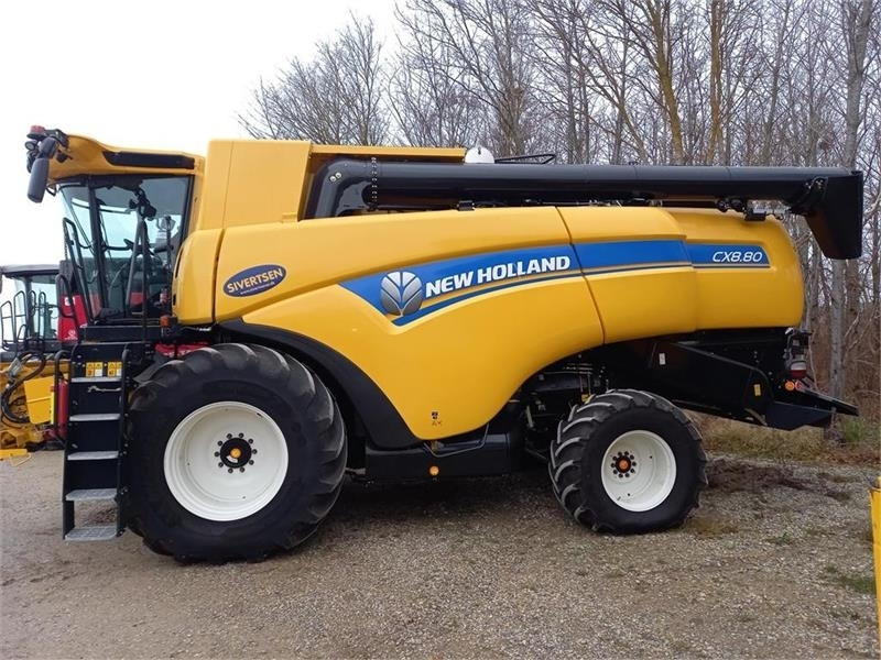 New Holland CX8.80 SLH med 25 fods Varifeed - Sklízecí mlátička: obrázek 5 New Holland CX8.80 SLH med 25 fods Varifeed - Sklízecí mlátička: obrázek 5