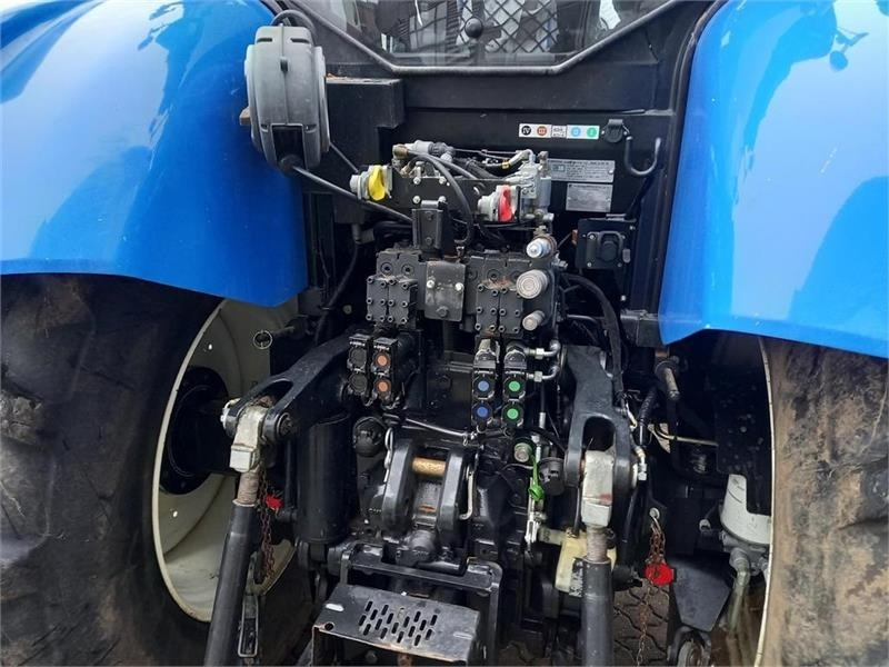 New Holland T7.270 AutoCommand - Traktor: obrázek 5 New Holland T7.270 AutoCommand - Traktor: obrázek 5