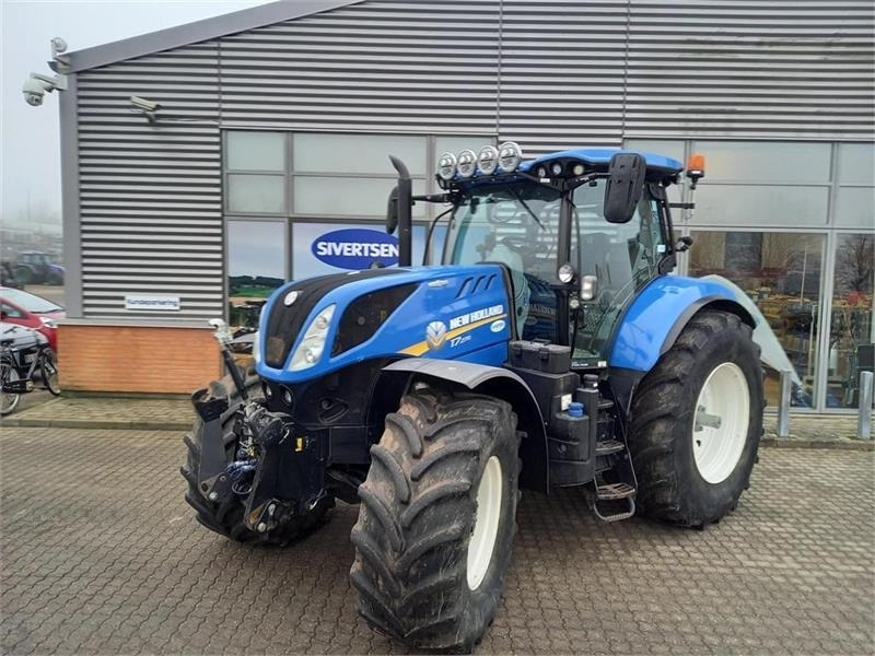 New Holland T7.270 AutoCommand - Traktor: obrázek 1 New Holland T7.270 AutoCommand - Traktor: obrázek 1