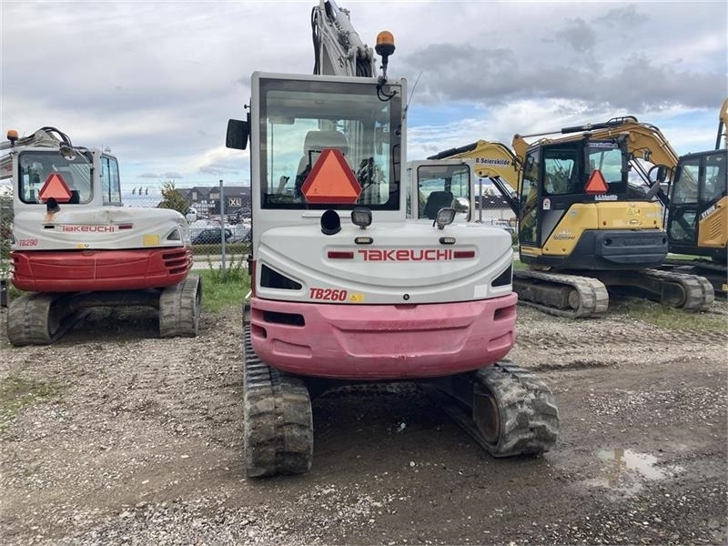 Takeuchi TB260 - Mini rýpadlo: obrázek 2 Takeuchi TB260 - Mini rýpadlo: obrázek 2