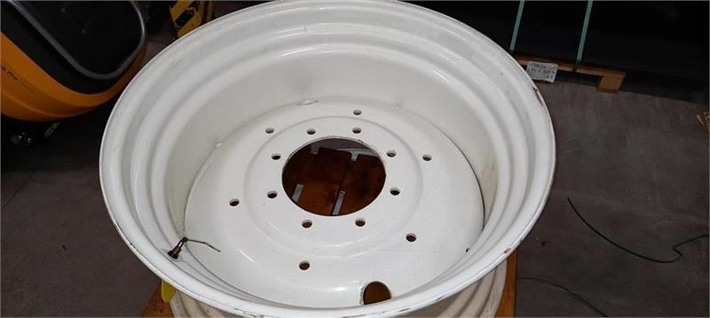 Titan Svejste fælge............ 15x30 - Ráfek pro Zemědělská technika: obrázek 1 Titan Svejste fælge............ 15x30 - Ráfek pro Zemědělská technika: obrázek 1