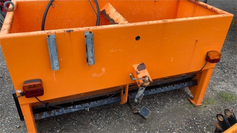 Westbjörn 1500S Hydraulisk  - Sypač písku/ Soli pro Komunální/ Speciální technika: obrázek 2 Westbjörn 1500S Hydraulisk  - Sypač písku/ Soli pro Komunální/ Speciální technika: obrázek 2