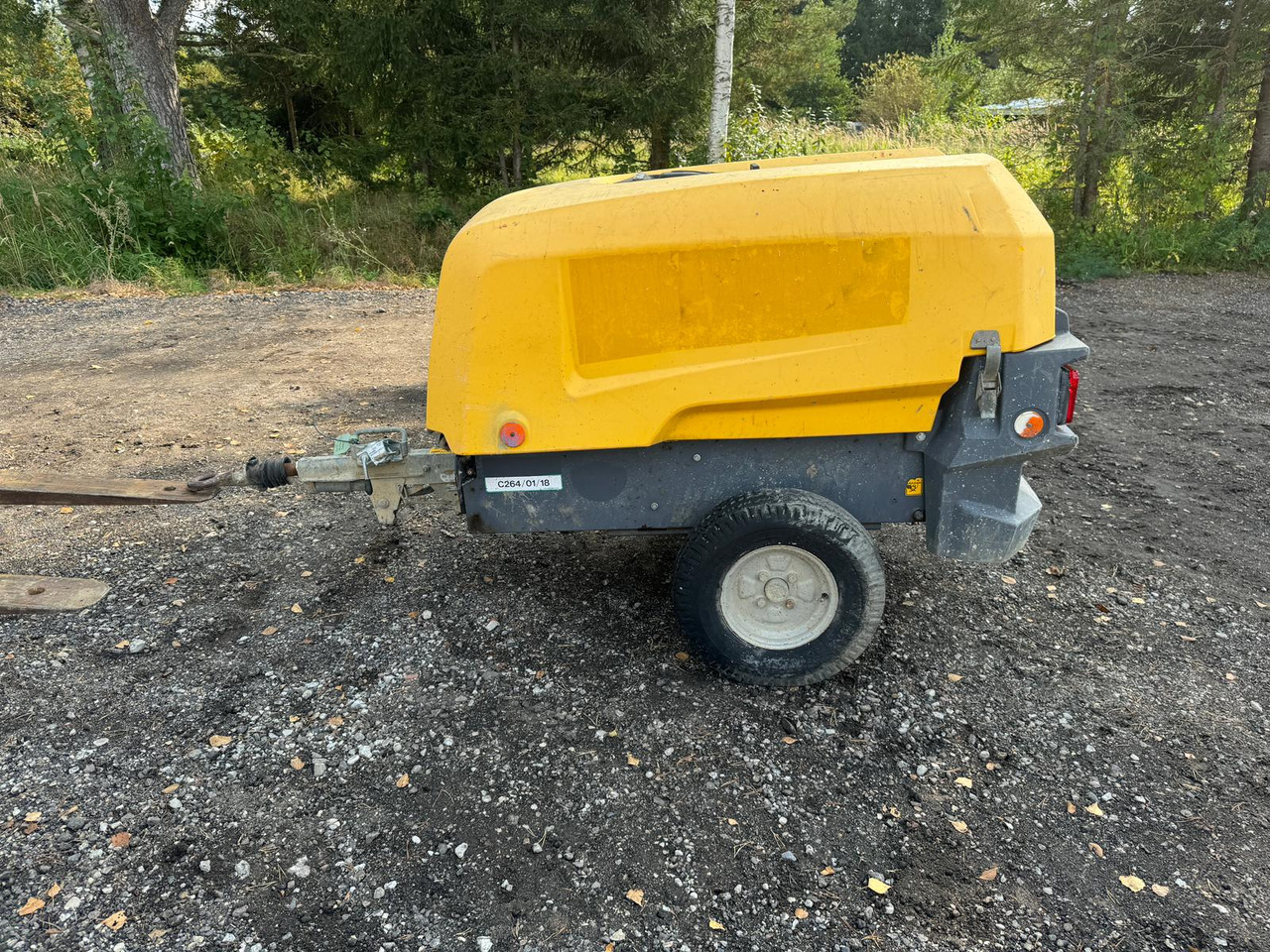 ATLAS COPCO XAS48 - Mobilní kompresor: obrázek 2 ATLAS COPCO XAS48 - Mobilní kompresor: obrázek 2